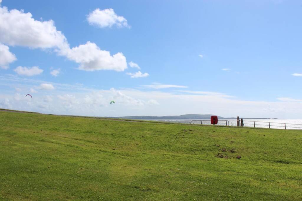 Cockledora, A Luxury Ground Floor Beachfront Apartment Llanelli Exterior foto